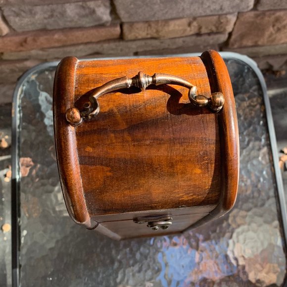 Wine / Liquor Vintage Wooden Bottle Case - Picture 5 of 10